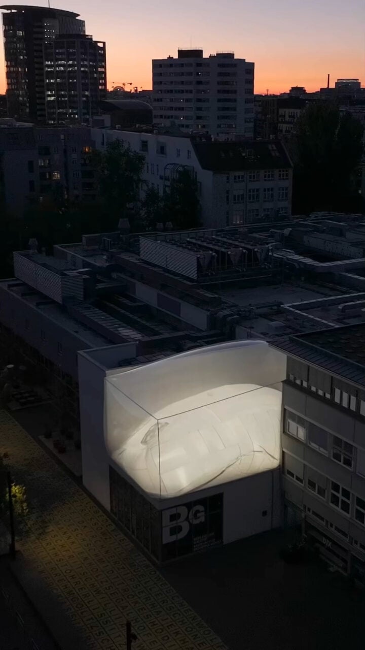 Daniel Hölzl Reimagines the Architecture of Endings with ‘soft cycles’ at Berlinische Galerie